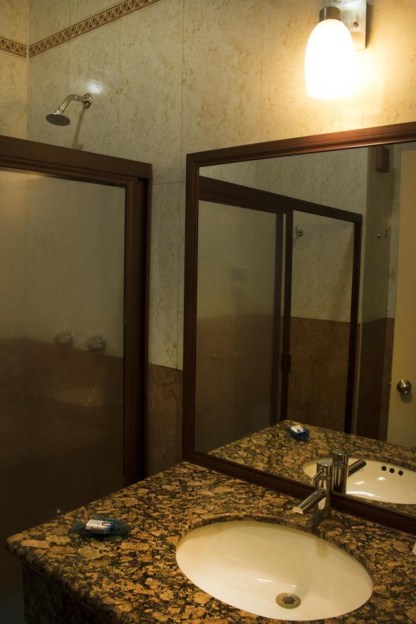 Hotel Isleno Исла Мухерес Екстериор снимка